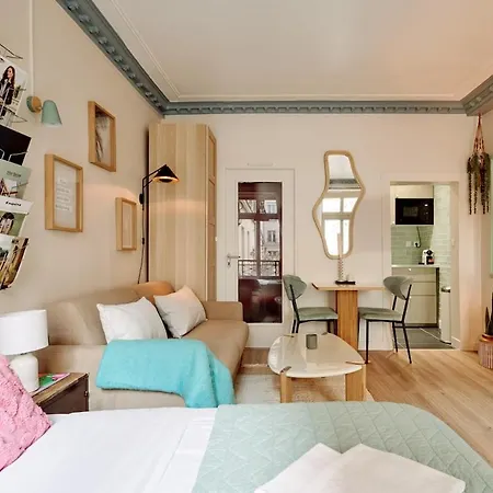 Апартаменты A Small In Le Marais - Vi